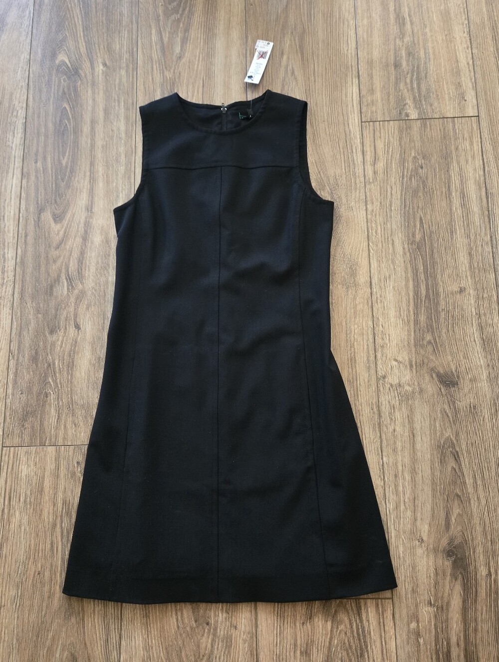 Classic Black Sleeveless Shift Dress